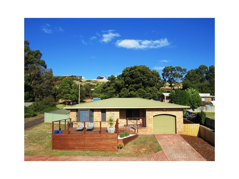 29 River Road, Ambleside TAS 7310