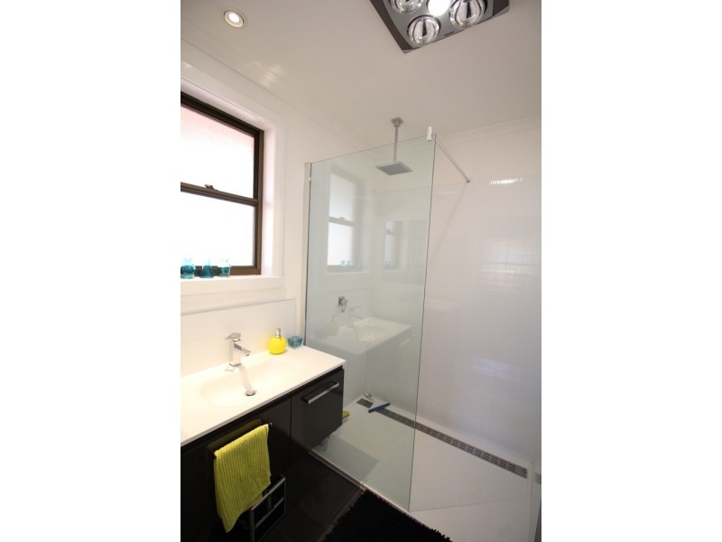 29 River Road, Ambleside TAS 7310