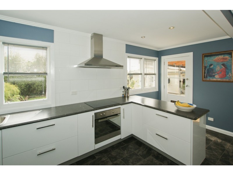 11 Payton Place, Devonport TAS 7310