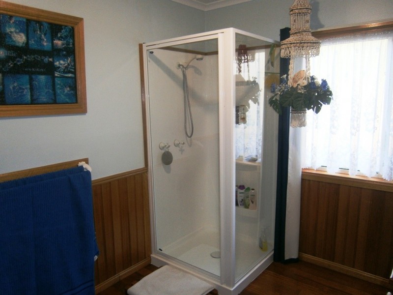 2 Winifred Avenue, Acacia Hills TAS 7306