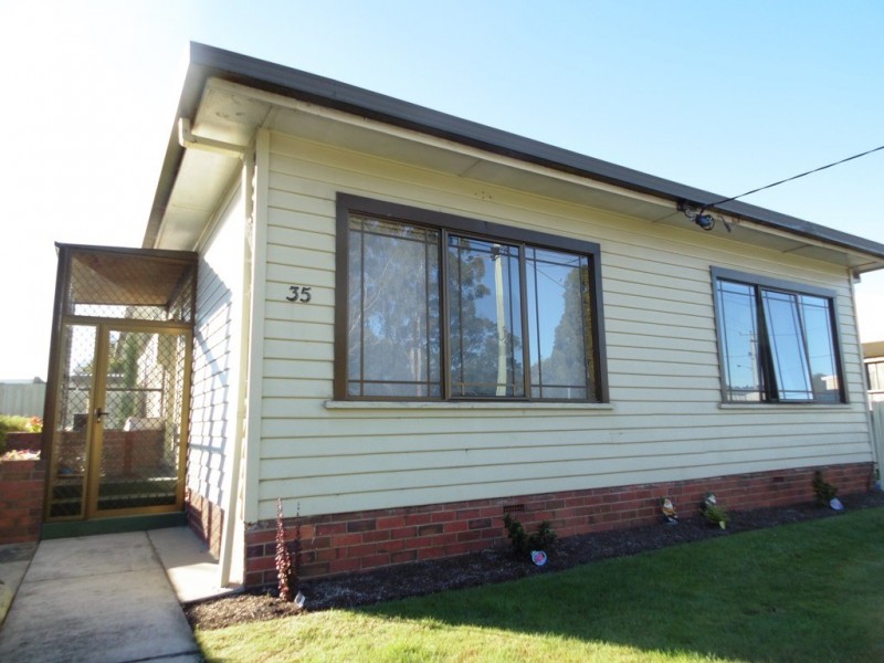 35 Devonport Road, Quoiba TAS 7310