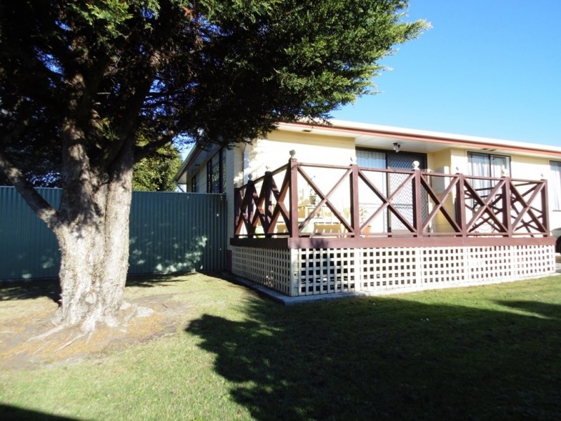 26 Waniora Street, Devonport TAS 7310