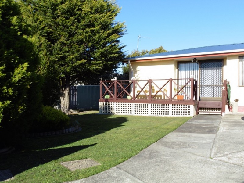 26 Waniora Street, Devonport TAS 7310