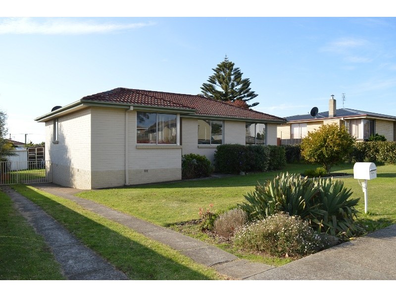 38 Morris Avenue, Devonport TAS 7310