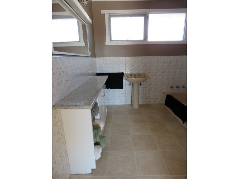 16 Nyora Court, Miandetta TAS 7310