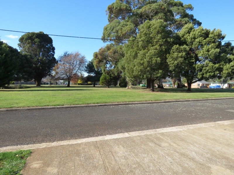 16 Nyora Court, Miandetta TAS 7310