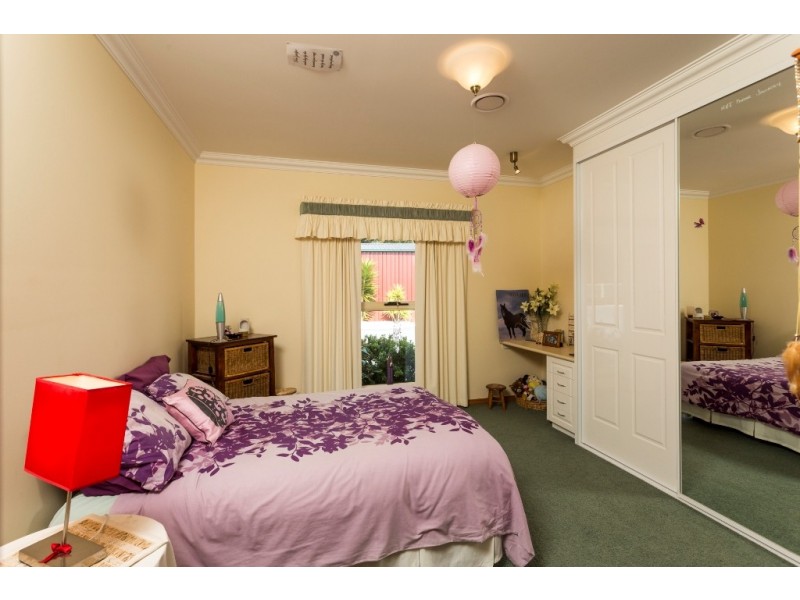 16 Hillside Court, South Spreyton TAS 7310