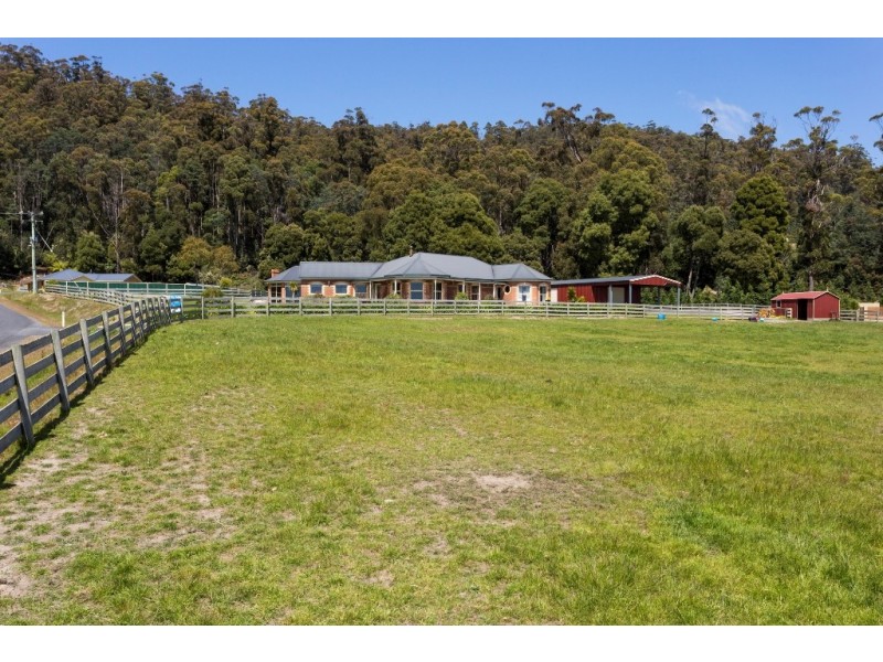 16 Hillside Court, South Spreyton TAS 7310