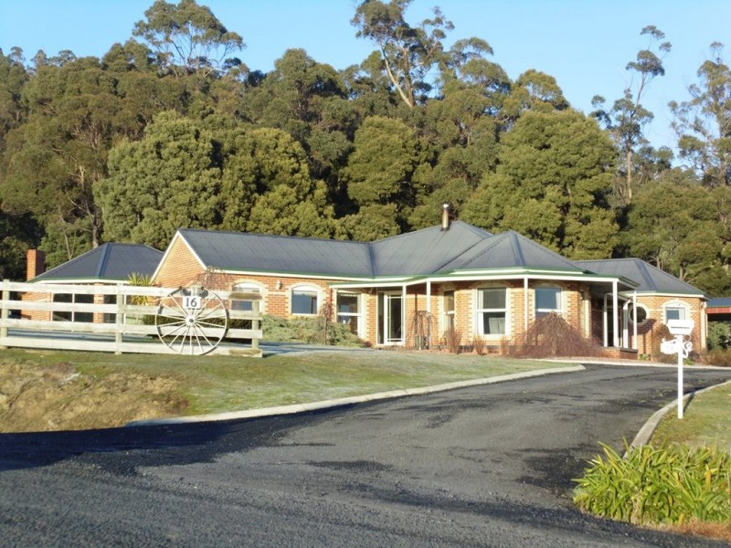 16 Hillside Court, South Spreyton TAS 7310