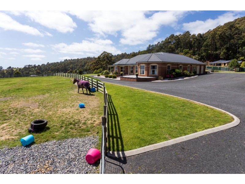 16 Hillside Court, South Spreyton TAS 7310