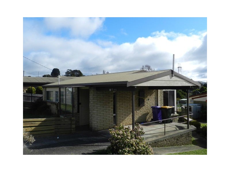 3/2 Gray Street, Upper Burnie TAS 7320