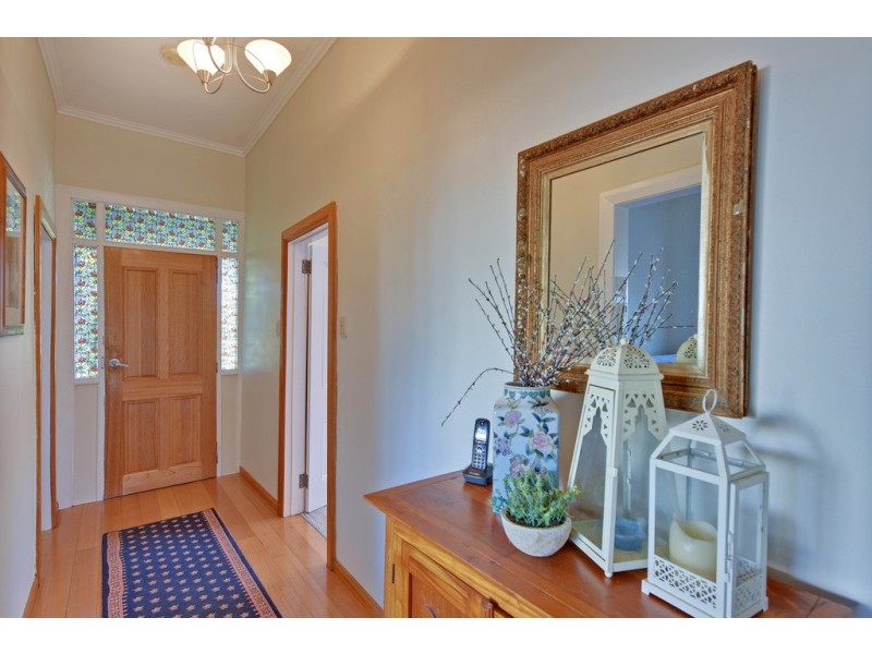 108 George Street, Devonport TAS 7310