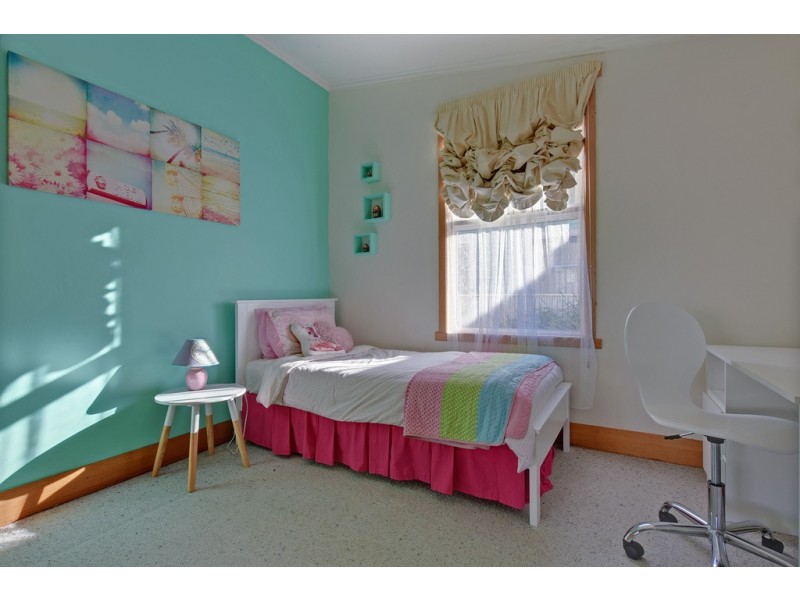 108 George Street, Devonport TAS 7310