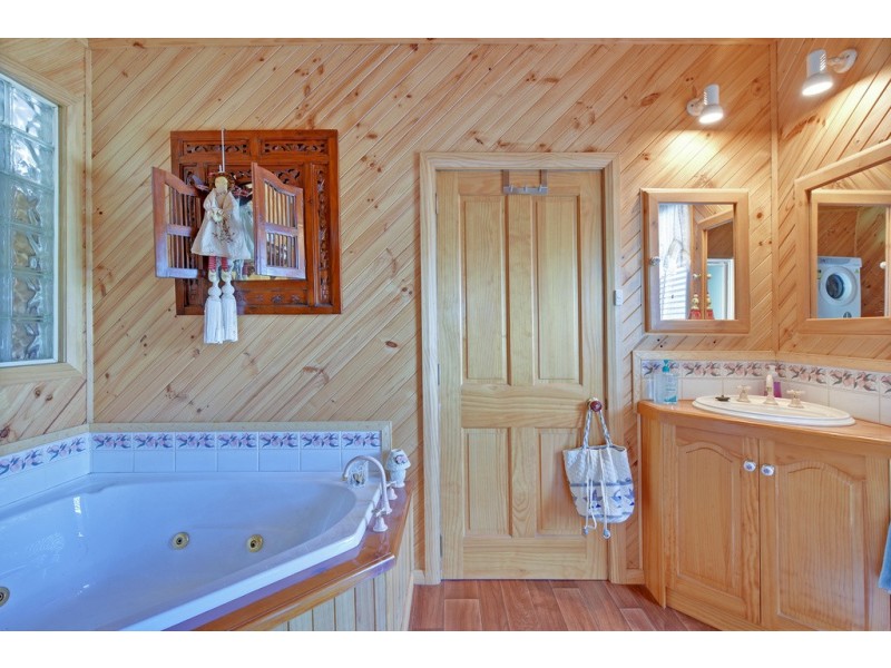 66 Middle Road, Devonport TAS 7310