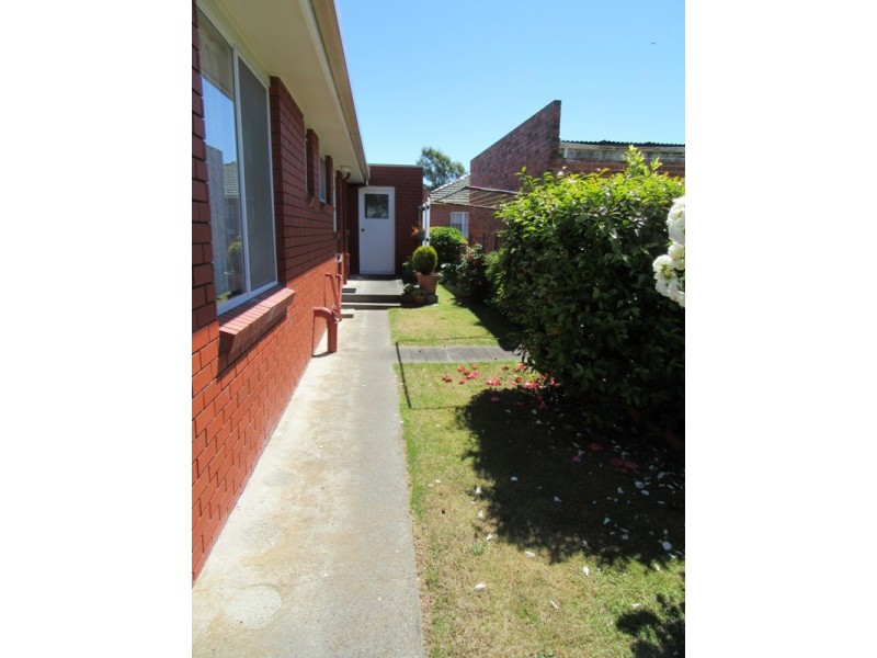 2/18 Nicholls street, Devonport TAS 7310