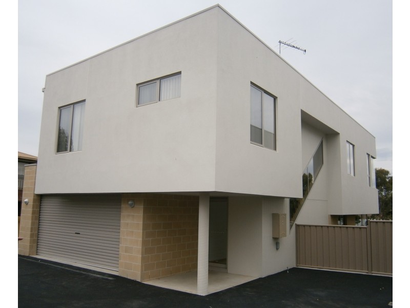 4/134 River Road, Ambleside TAS 7310