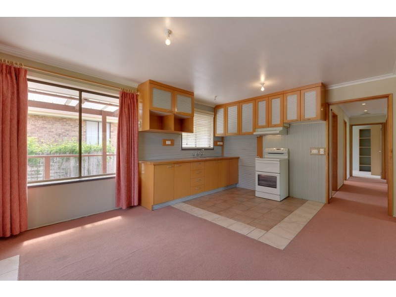 81 Lawrence Drive, Devonport TAS 7310