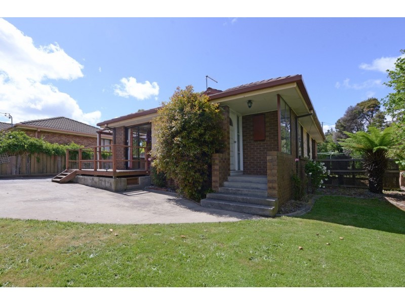 81 Lawrence Drive, Devonport TAS 7310