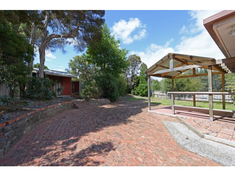 81 Lawrence Drive, Devonport TAS 7310