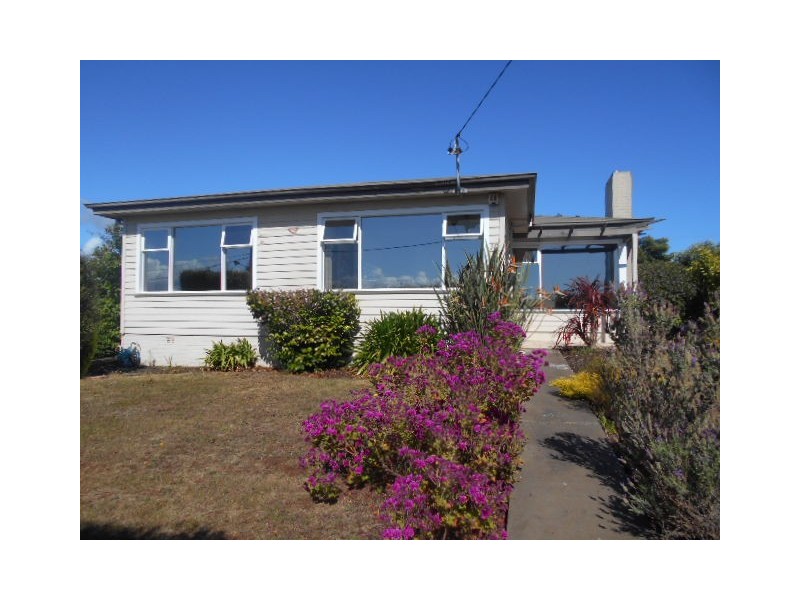 10 Highview Crescent, Devonport TAS 7310
