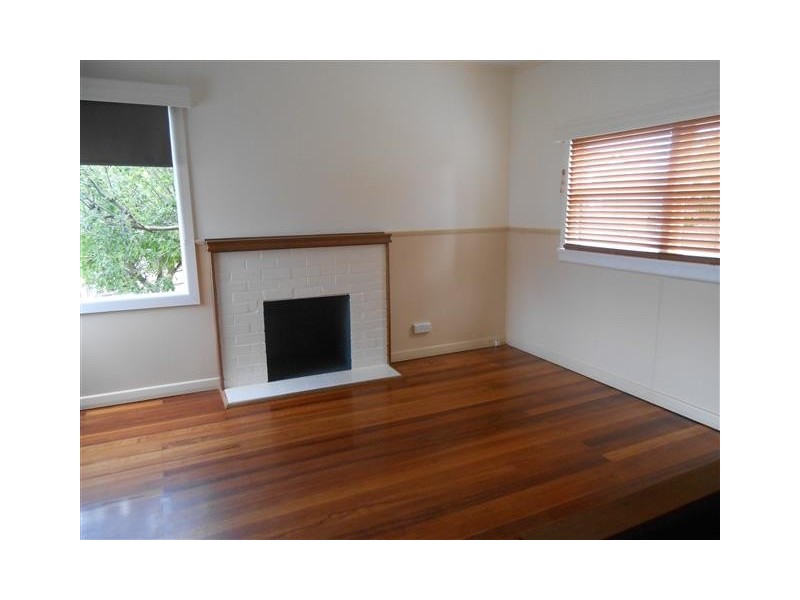 33 Sutton Street, Hillcrest TAS 7320