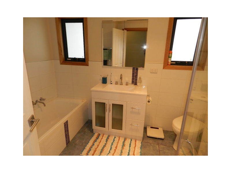 7 Rola Place, Acton TAS 7320