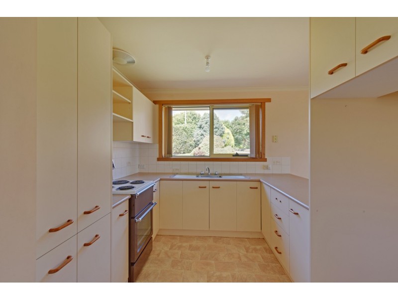 1/2 Pelion Place, Devonport TAS 7310