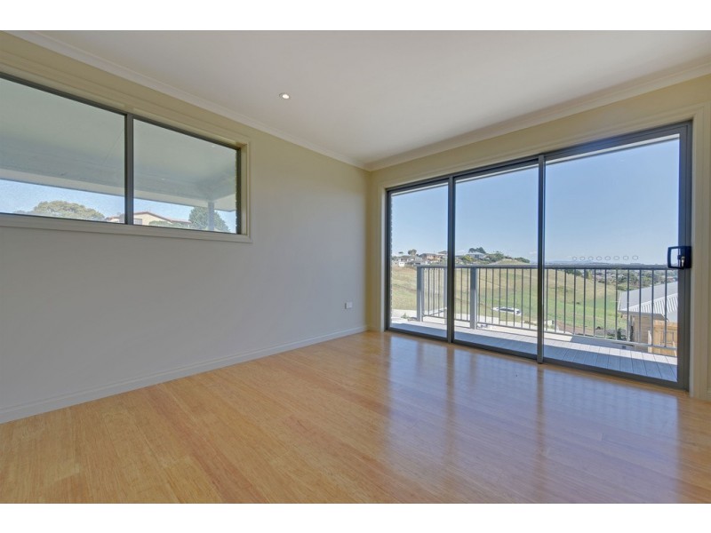 2/17 Bovill Street, East Devonport TAS 7310