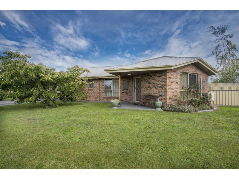 2/120 Bradshaw Street, Latrobe TAS 7307