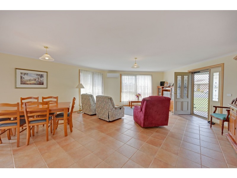 2/120 Bradshaw Street, Latrobe TAS 7307