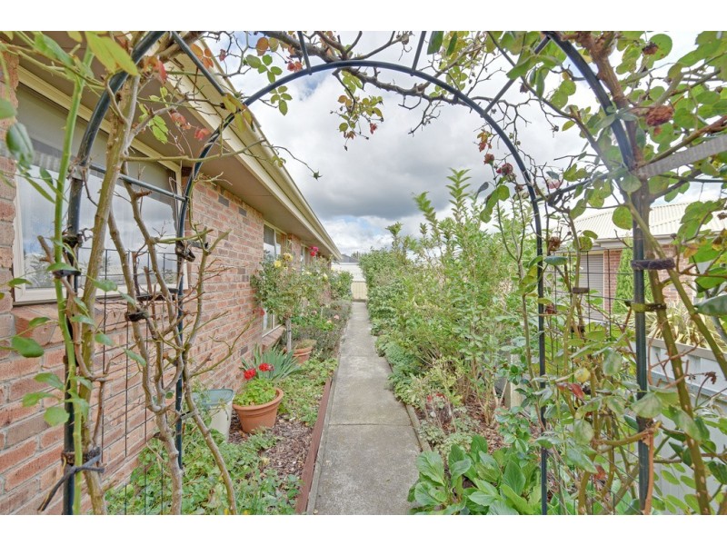 2/120 Bradshaw Street, Latrobe TAS 7307