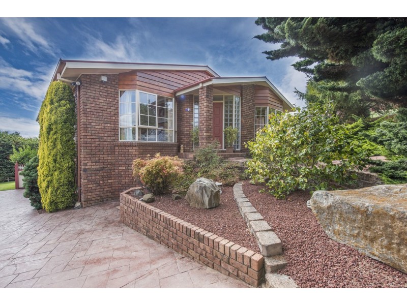 4 Pengali Place, Devonport TAS 7310