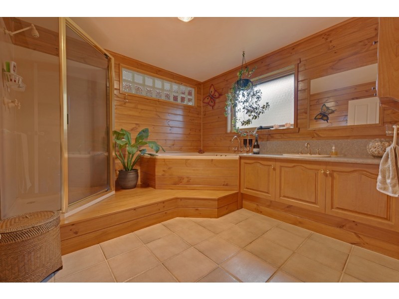 4 Pengali Place, Devonport TAS 7310