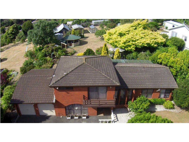 15 Oakwood Drive, Ambleside TAS 7310