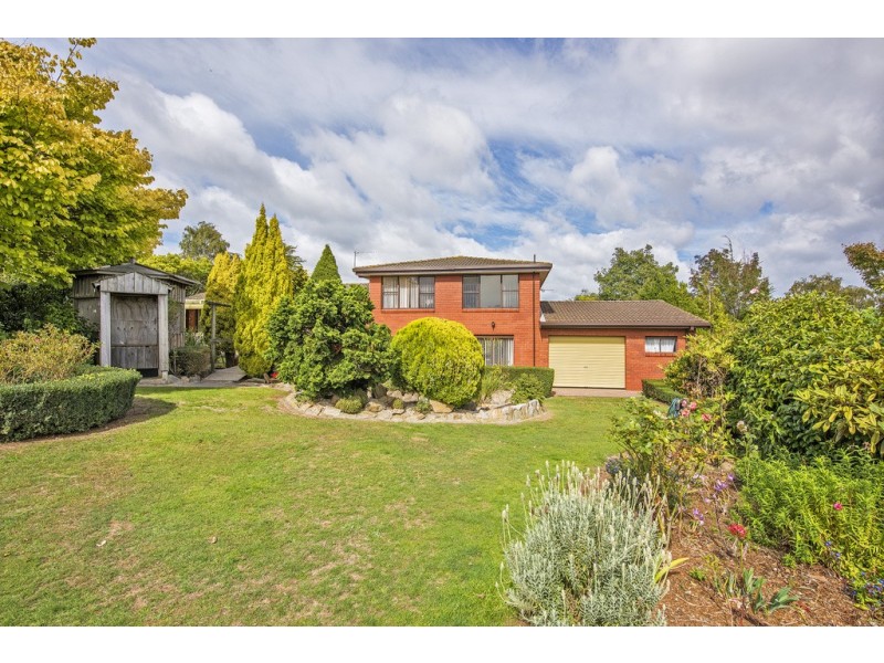 15 Oakwood Drive, Ambleside TAS 7310