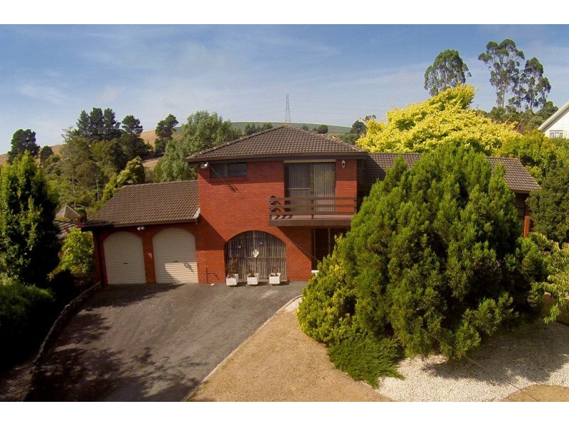 15 Oakwood Drive, Ambleside TAS 7310