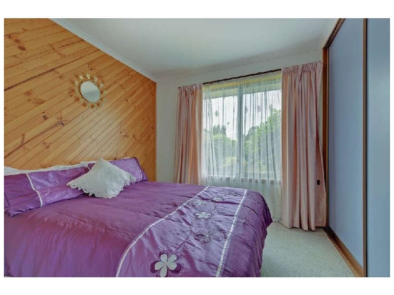 1/5 Brady Place, Somerset TAS 7322