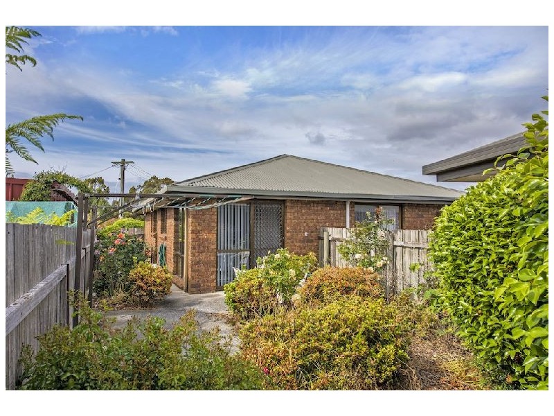 1/5 Brady Place, Somerset TAS 7322