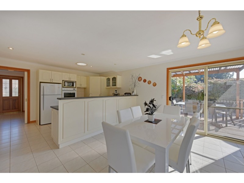 35 HIllcrest Road, Devonport TAS 7310