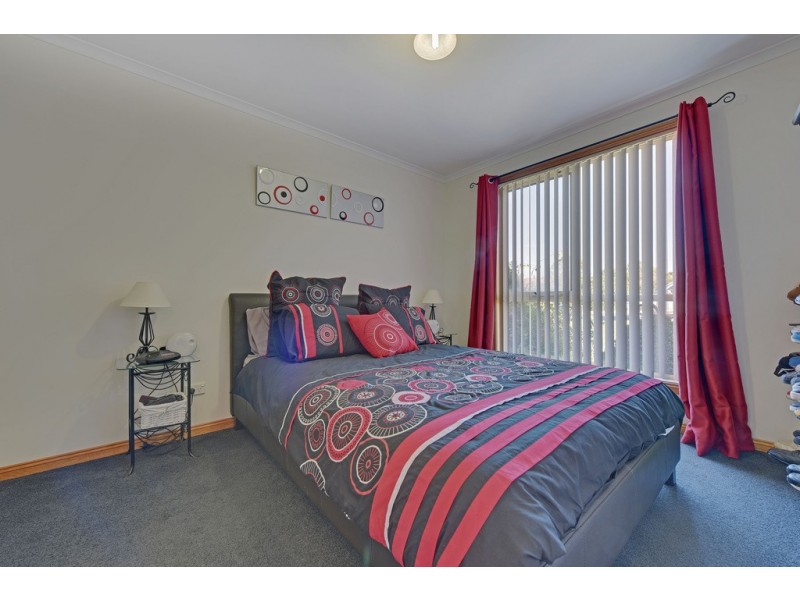35 HIllcrest Road, Devonport TAS 7310