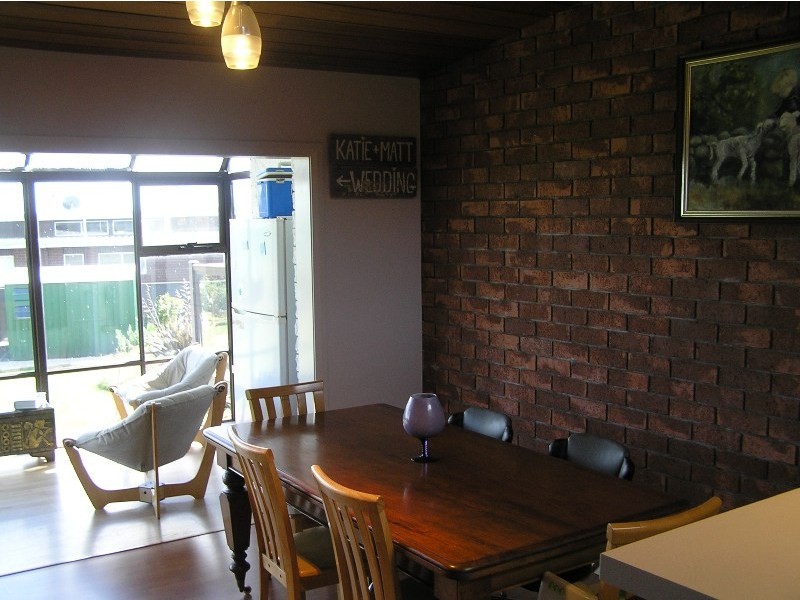 2 Vista Court, West Ulverstone TAS 7315