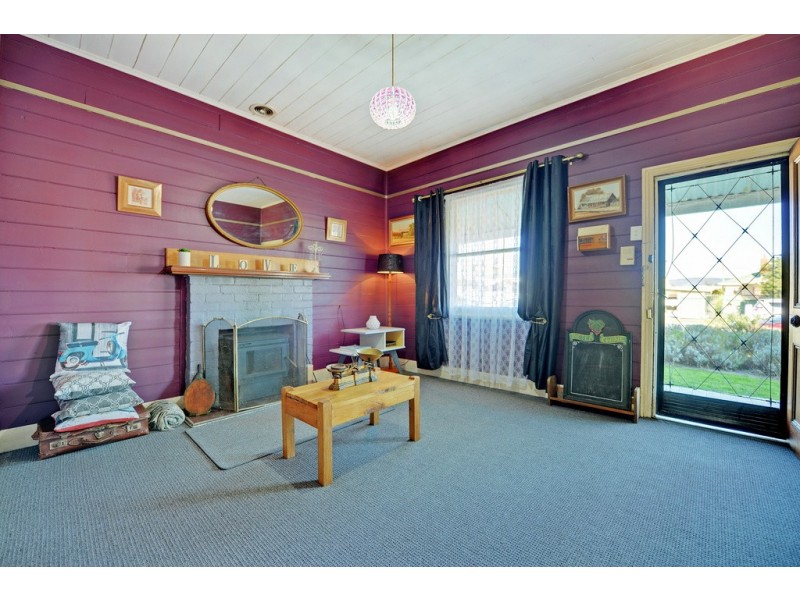 9 Douglas Street, East Devonport TAS 7310