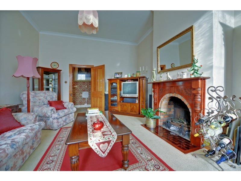 10 Forth Road, Don TAS 7310