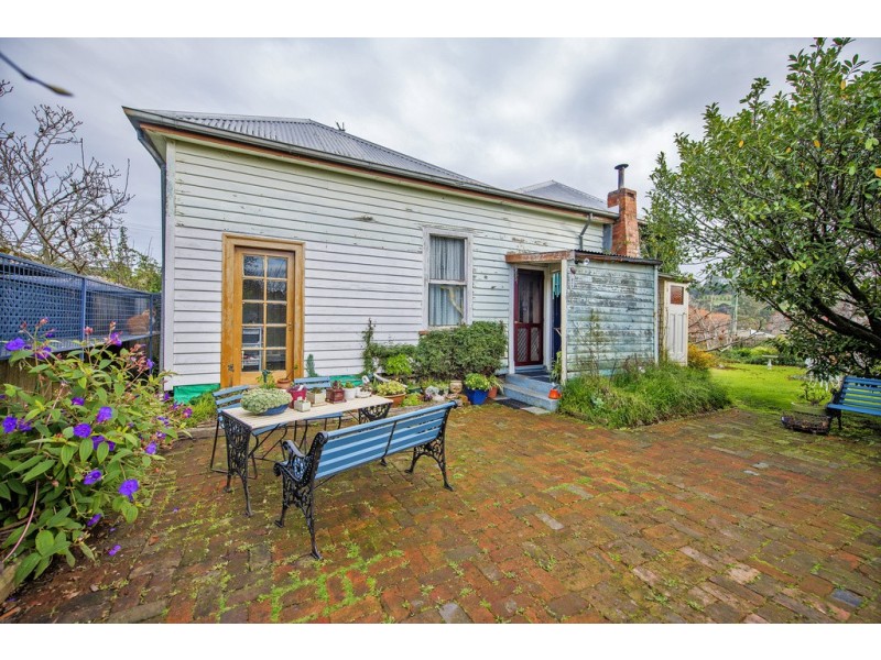 10 Forth Road, Don TAS 7310
