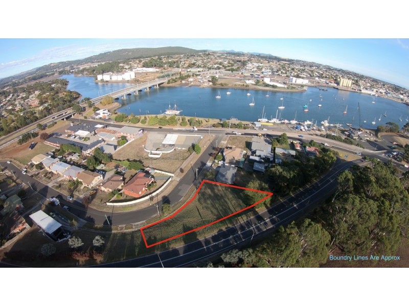 4 Riverview Avenue, East Devonport TAS 7310