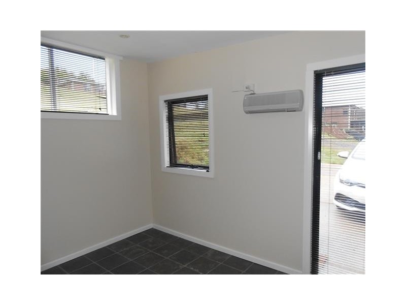47 Blackwood Parade, Romaine TAS 7320