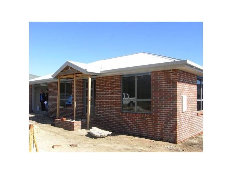 35 Stewart Street, Devonport TAS 7310