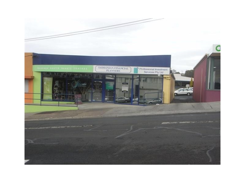 2/37 Steele Street, Devonport TAS 7310