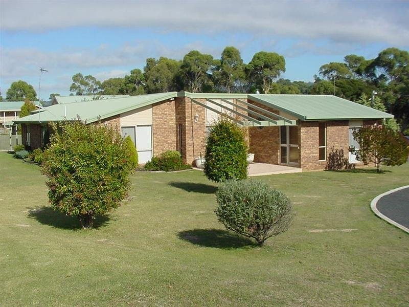 28 River Road, Ambleside TAS 7310