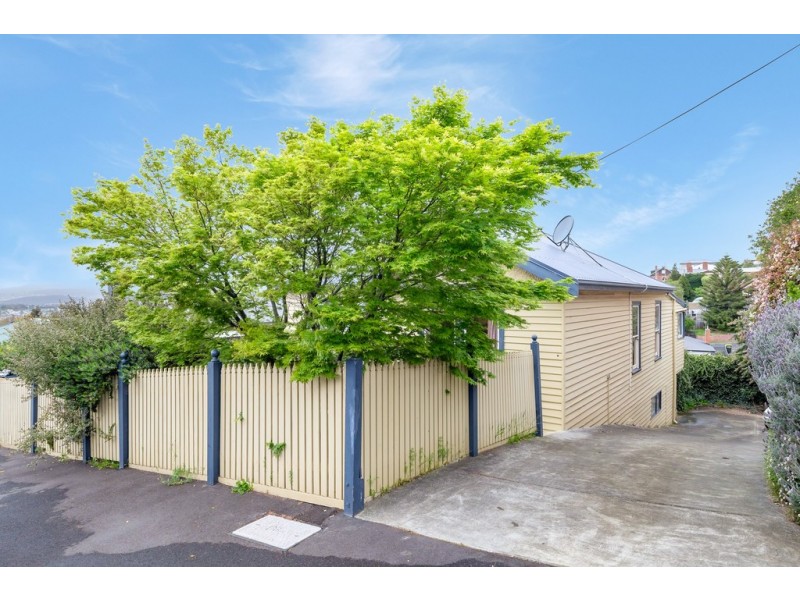 16 Summerhill Road, West Hobart TAS 7000